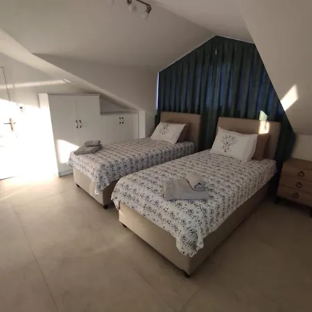 Otto-Man Villa *